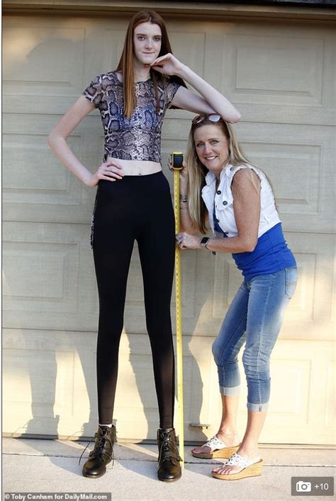 tall nude women|tall